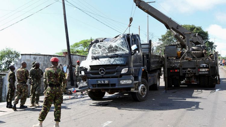 مقتل 13 شخصا في انقلاب شاحنة عسكرية في سيراليون