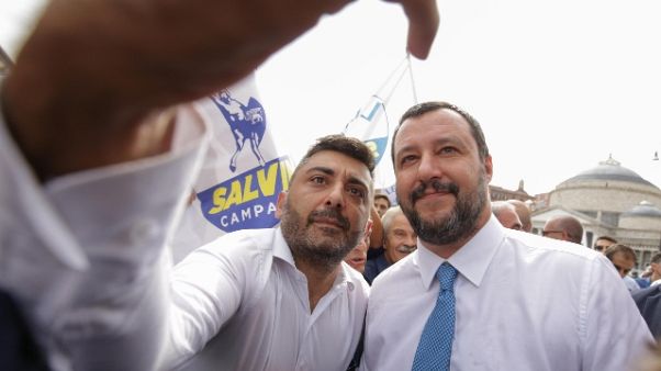 Salvini, sgomberi? Ci penso io Salvini, sgomberi? Ci penso io