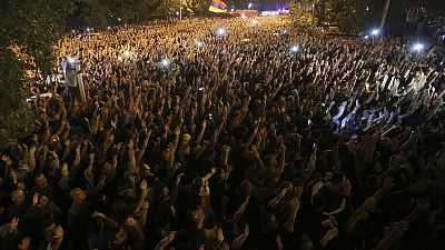 Thousands rally in Yerevan to demand early parliamentary vote