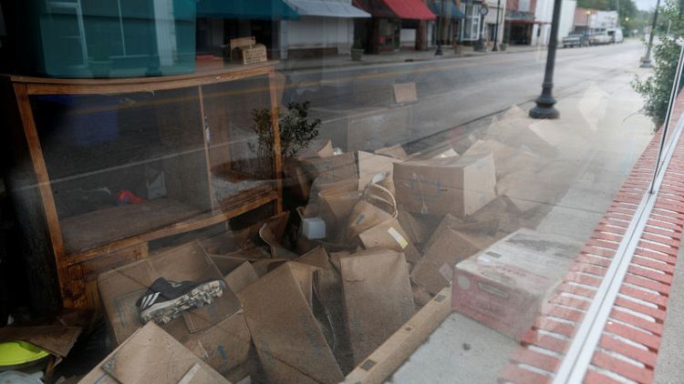 ارتفاع ضحايا الإعصار فلورنس إلى 51 قتيلا