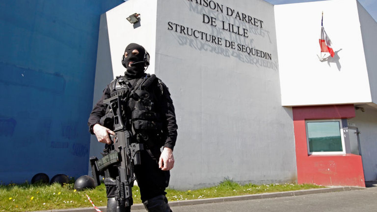 French police recapture 'jailbreak king' after months on the run