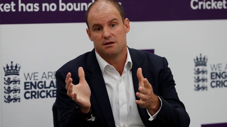 Strauss steps down as ECB director of cricket