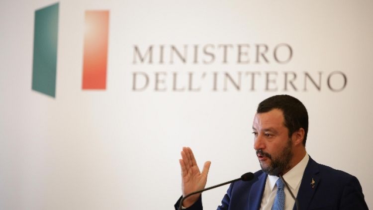 Salvini, Ue? Non alzo toni né calici