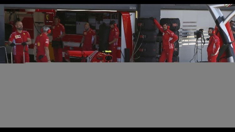 F1: Ferrari, ritocchi a livrea SF71H
