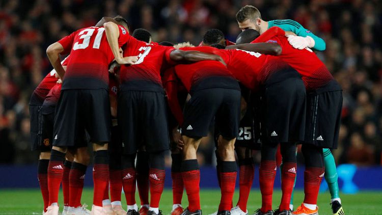 Manchester Utd in trouble after arriving late for Champions League match