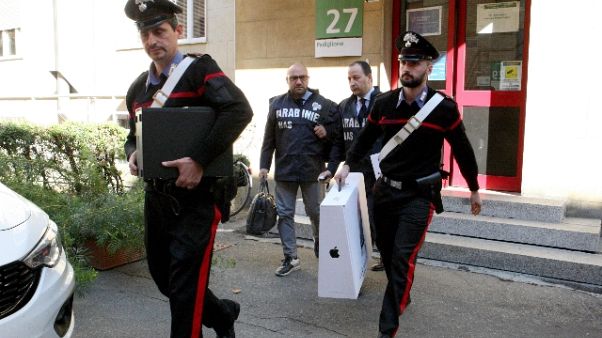 Inchiesta Parma, arrestato 'luminare' Inchiesta Parma, arrestato 'luminare'