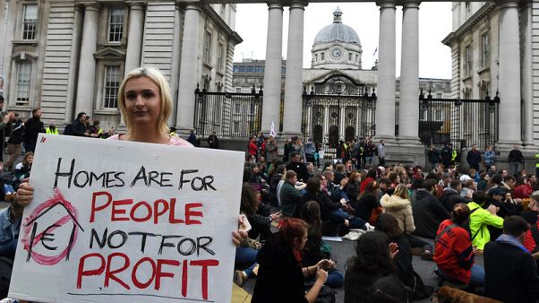 Thousands march on Irish parliament in growing housing shortage protest Thousands march on Irish parliament in growing housing shortage protest