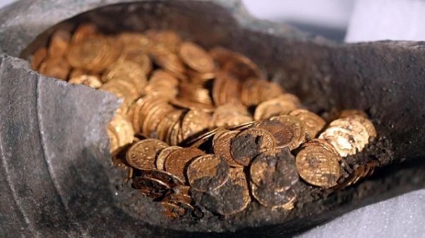 Pulite le monete d'oro, sono mille Pulite le monete d'oro, sono mille