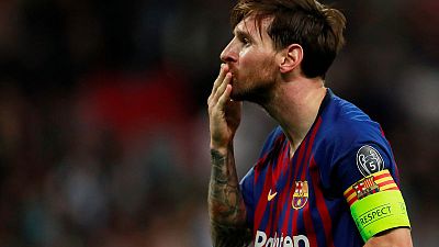 Maestro Messi fires Barcelona to 4-2 win at Spurs