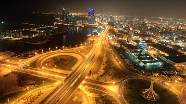 Saudi, Kuwait, UAE to sign $10 billion Bahrain aid deal - Kuwait newspaper Saudi, Kuwait, UAE to sign $10 billion Bahrain aid deal - Kuwait newspaper