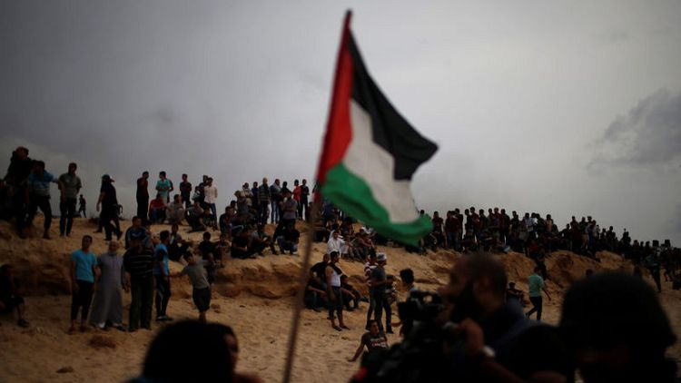 إسرائيل تعزز قواتها خارج غزة مع دخول احتجاجات الحدود شهرها السابع
