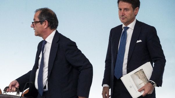 Manovra: Conte,ci sono soldi sufficienti Manovra: Conte,ci sono soldi sufficienti