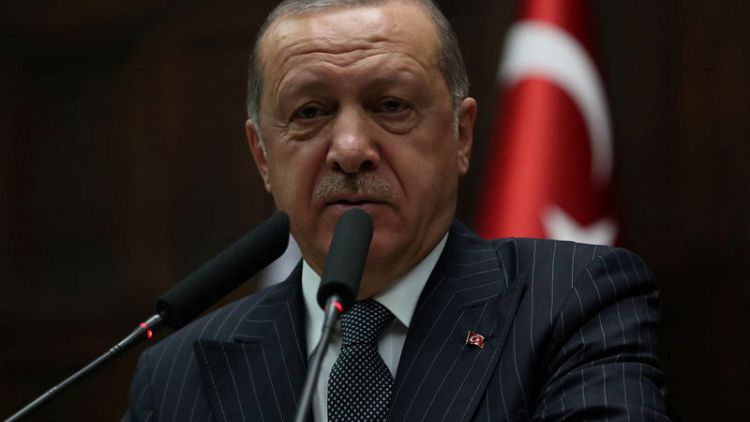 أردوغان: سأدرس إجراء استفتاء على انضمام تركيا للاتحاد الأوروبي