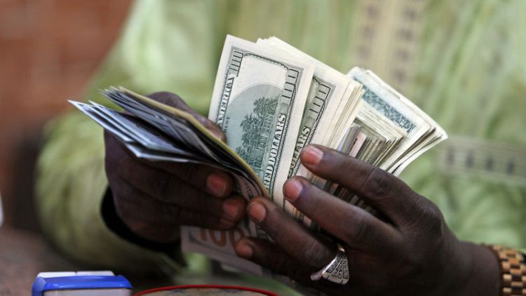 وثائق: نيجيريا تطالب إم.تي.إن بفائدة 15% على 8.1 مليار دولار حولتها للخارج
