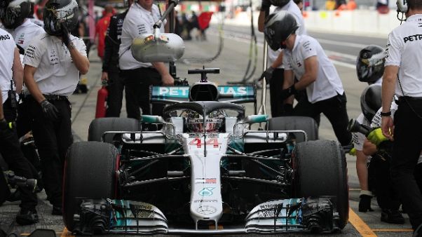 Giappone: pole Hamilton, Vettel solo 9/o Giappone: pole Hamilton, Vettel solo 9/o