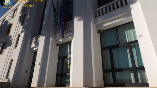Azienda e-commerce,3,5mln non dichiarati Azienda e-commerce,3,5mln non dichiarati