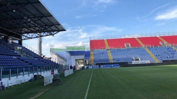 Cagliari-Bologna, scontri tra tifosi Cagliari-Bologna, scontri tra tifosi