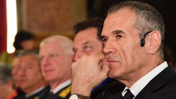 R.cittadinanza: Cottarelli,simile 80euro R.cittadinanza: Cottarelli,simile 80euro