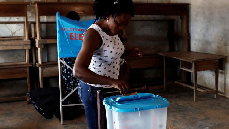 انتهاء التصويت في انتخابات الرئاسة في الكاميرون وسط أعمال عنف محدودة