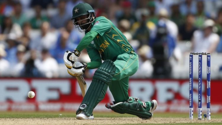 Cricket - Pakistan's Hafeez hits ton as Australia toil on first day