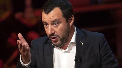 Salvini, no charter,chiuderemo aeroporti