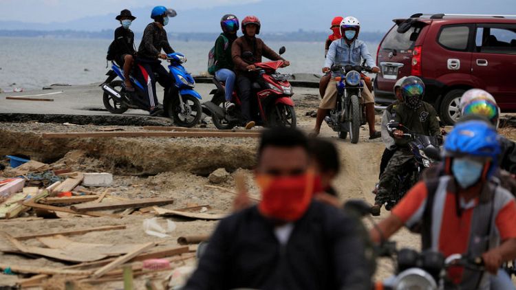 وكالة: إندونيسيا توقف البحث عن ضحايا الزلزال يوم الخميس