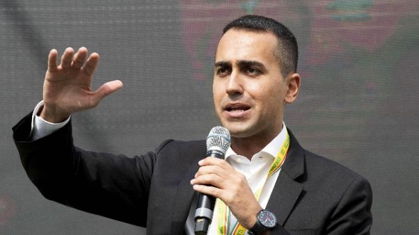 Di Maio, media-Ue vogliono farci cadere Di Maio, media-Ue vogliono farci cadere