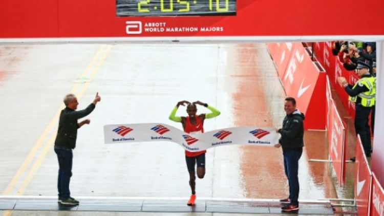 Le Britannique Mo Farah vainqueur du marathon de Chicago le 7 octobre 2018