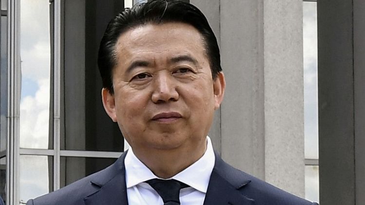 رئيس الإنتربول يستقيل من منصبه بعد إعلان الصين التحقيق معه