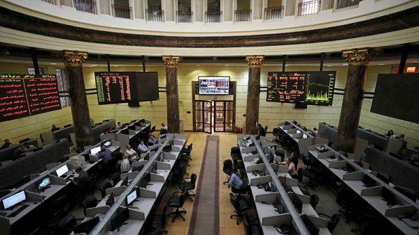 بورصة مصر تتراجع لأدنى مستوى في 12 شهرا تحت ضغط عمليات بيع بورصة مصر تتراجع لأدنى مستوى في 12 شهرا تحت ضغط عمليات بيع