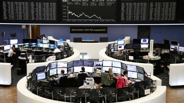 أسهم أوروبا تهبط لأدنى مستوى في 6 أشهر بفعل مخاوف بشأن الصين وإيطاليا أسهم أوروبا تهبط لأدنى مستوى في 6 أشهر بفعل مخاوف بشأن الصين وإيطاليا