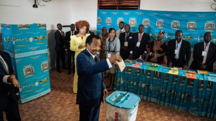 Présidentielle/Cameroun: Maurice Kamto clame victoire, se met "hors-la-loi", selon le pouvoir