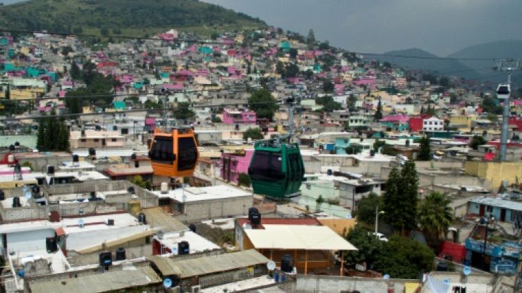 Vue d'Ecatepec, ville de la banlieue de Mexico, le 25 août 2016