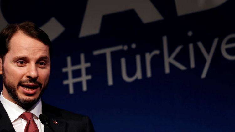 ألبيرق: البنوك التركية ستخفض فوائد قروض