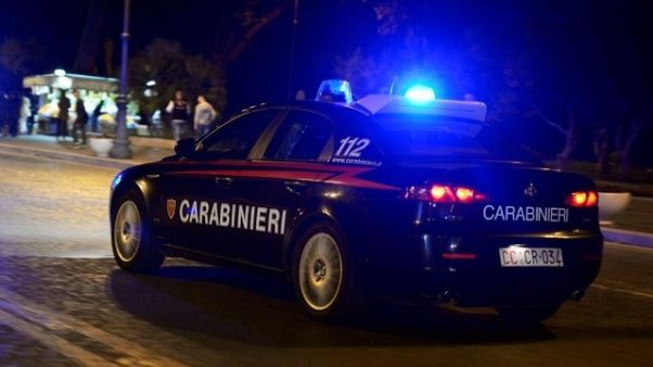 Coniugi rapinati e legati in casa Coniugi rapinati e legati in casa