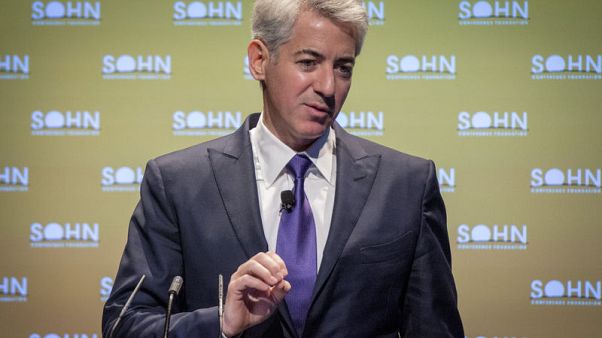 Activist investor Ackman unveils $900 mln position in Starbucks Activist investor Ackman unveils $900 mln position in Starbucks