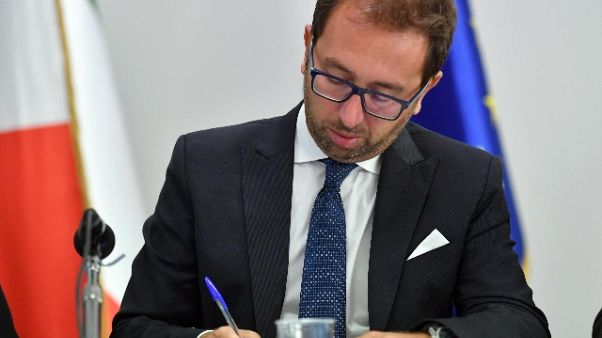Ok a procedere per Grillo e Salvini Ok a procedere per Grillo e Salvini
