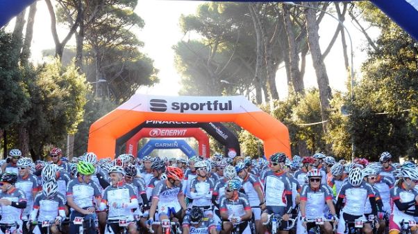 Ciclismo, a Roma la Granfondo Campagnolo Ciclismo, a Roma la Granfondo Campagnolo