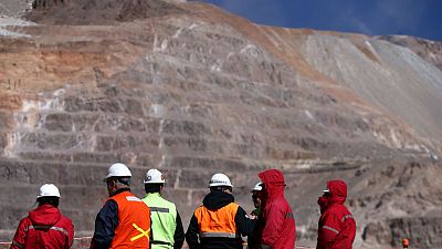 Barrick maintains forecasts ahead of Randgold vote