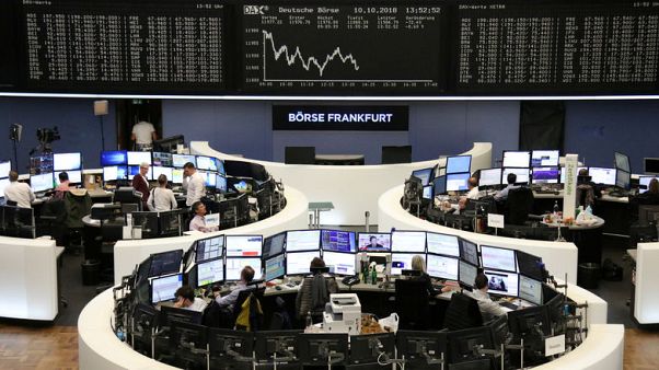 أسهم أوروبا تنخفض لأدنى مستوى في 20 شهرا أسهم أوروبا تنخفض لأدنى مستوى في 20 شهرا