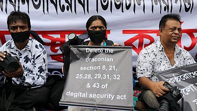 Some journalists in Bangladesh allege 'breach of trust' over press freedoms Some journalists in Bangladesh allege 'breach of trust' over press freedoms