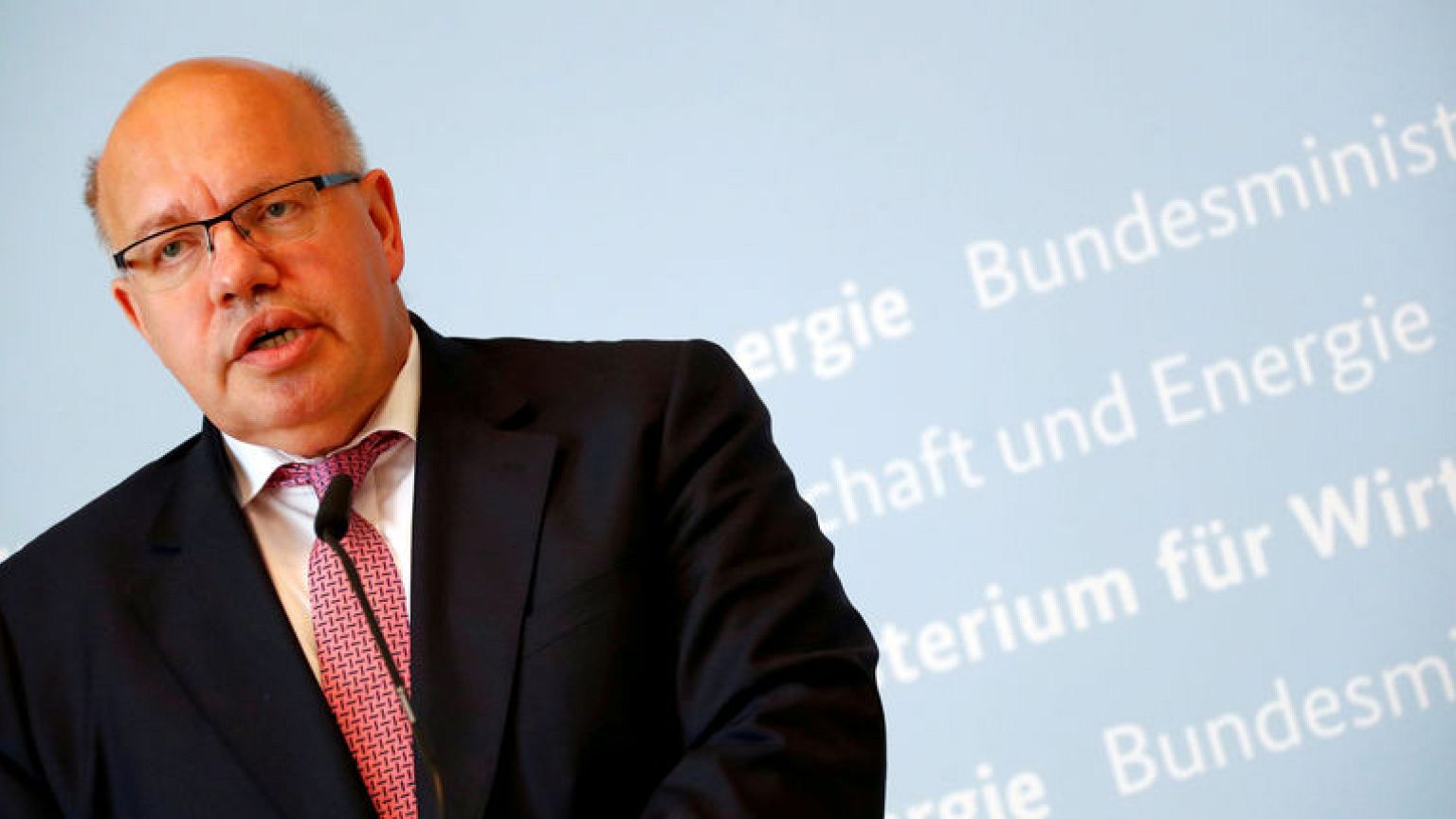 German growth limited by trade disputes, labour shortages