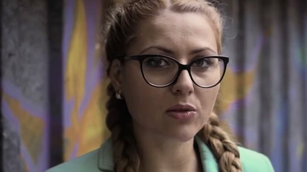 تقرير: بلغارية تقول إن ابنها اعترف لها بقتل الصحفية مارينوفا تقرير: بلغارية تقول إن ابنها اعترف لها بقتل الصحفية مارينوفا