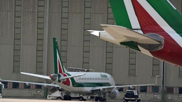 Conte, sì a biglietto unico treno-aereo Conte, sì a biglietto unico treno-aereo