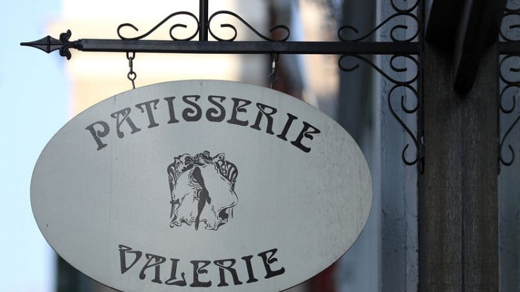 Patisserie Valerie seeks 20 million pounds to stay afloat