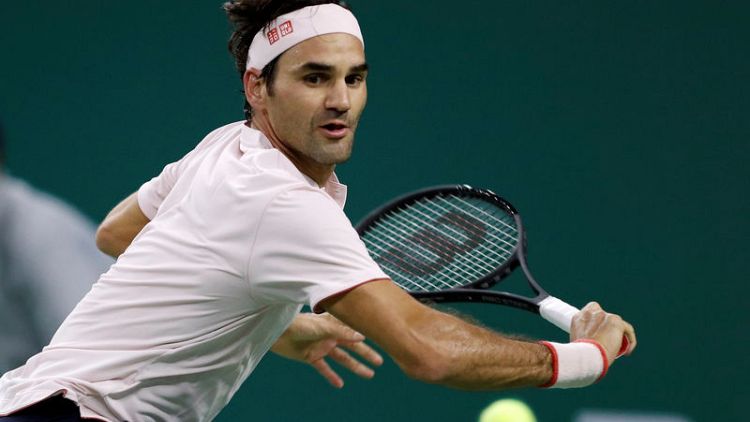 Federer, Djokovic advance to Shanghai semis