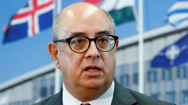 Portugal defence minister quits amid probe of theft cover-up Portugal defence minister quits amid probe of theft cover-up