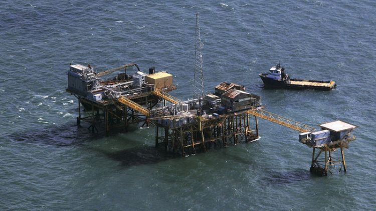 انتاج النفط الأمريكي في خليج المكسيك منخفض 32% بسبب الإعصار مايكل