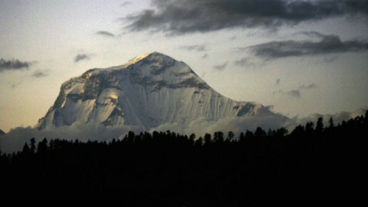 Neuf alpinistes d'une expédition sud-coréenne meurent dans une tempête au Népal
