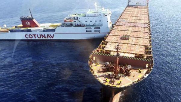 Scontro navi: indagine disastro ambiente Scontro navi: indagine disastro ambiente